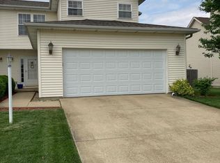 606B Sunflower St, Savoy, IL 61874