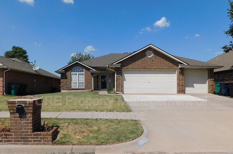 1st image of 605 SW 156th St