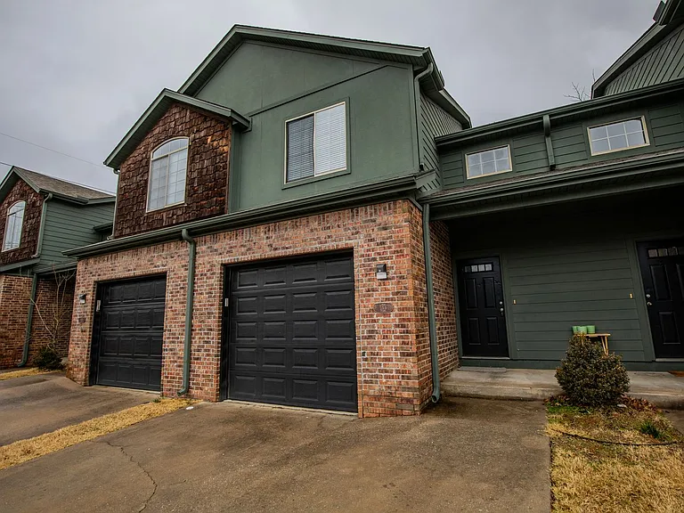 786 W Breeze Cv — Photo 20