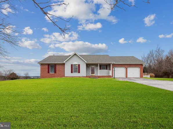 3490 Woodholme Dr, Hampstead, MD 21074