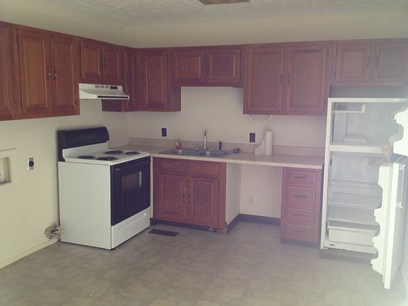 One side of the kitchen 