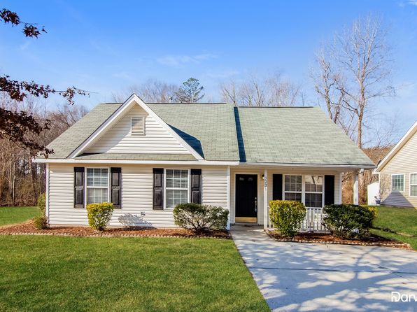 3221 Forest Creek Ct, Gastonia, NC 28052