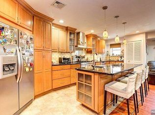 40 Rome St, Newark, NJ 07105