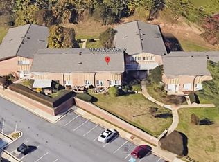 10142 Fair Woods Dr, Fairfax, VA 22030