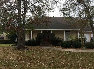 6934 Apaki Pl, Diamondhead, MS 39525