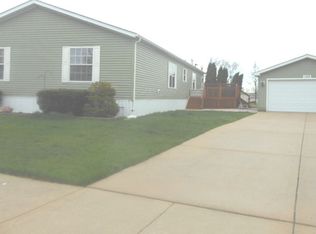 158 Hibiscus Cir, Matteson, IL 60443