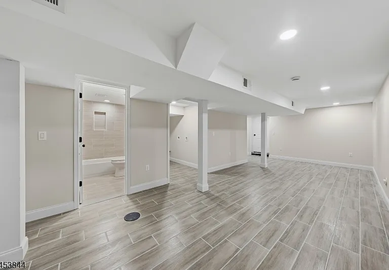 136 Elm St #1 — Photo 12