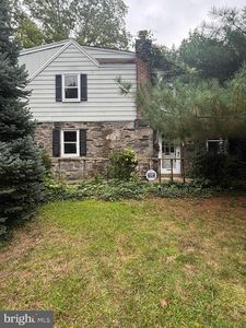 805 E Penn Pines Blvd, Aldan, PA, 19018