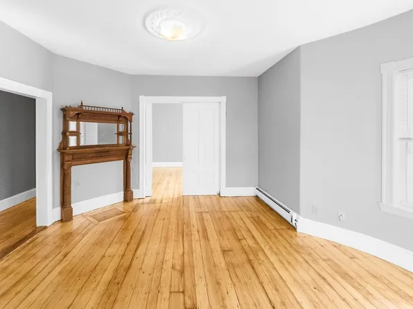 306 Centre St, Jamaica Plain, MA