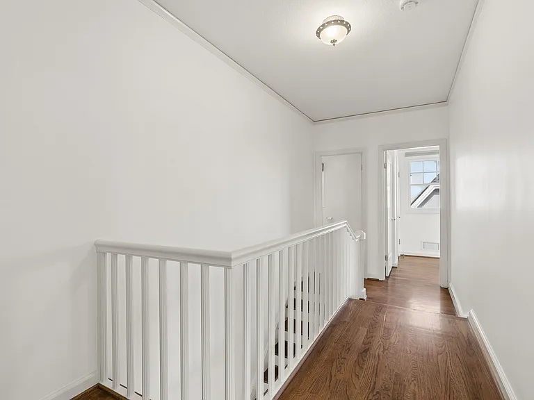 1524 SW Myrtle St — Photo 37