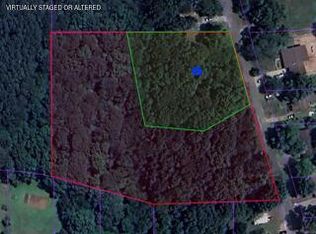 492 Carolyn Dr, Chickamauga, GA 30707