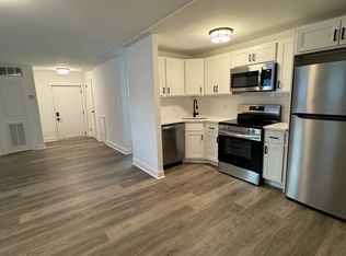 1841 Davisville Rd #G4, Willow Grove, PA 19090