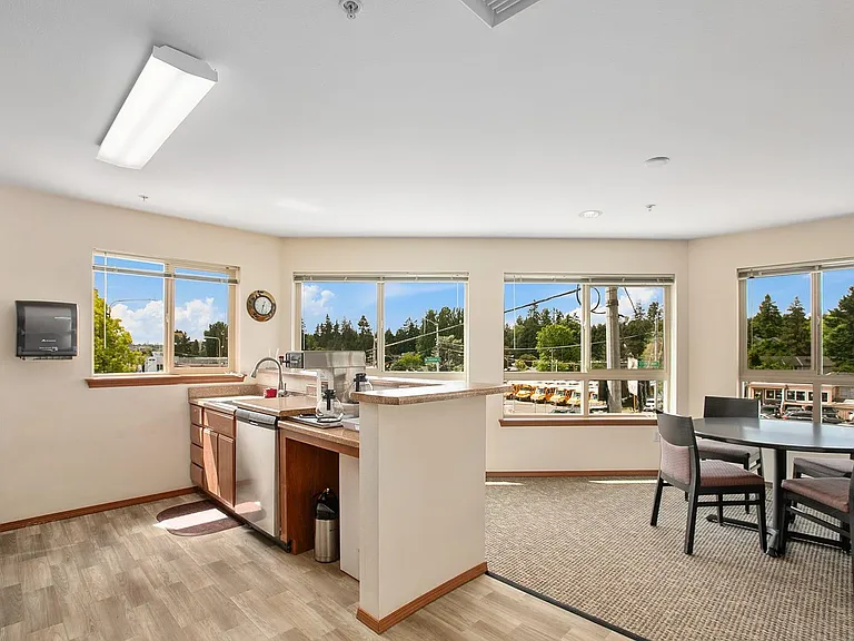 Victoria Park Senior Living Apartments — Photo 18