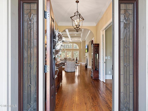 3rd image of 3874 Hearndon Lane