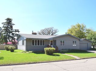501 Duluth Ave S, Thief River Falls, MN 56701