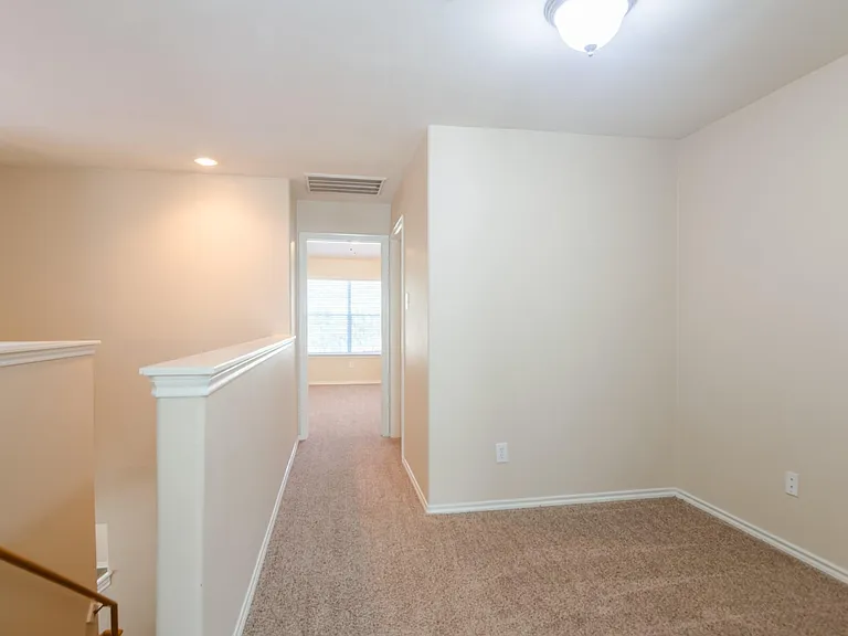6303 Veranda Green Trl — Photo 14