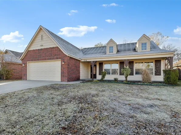 1314 E 146th Pl, Glenpool, OK 74033