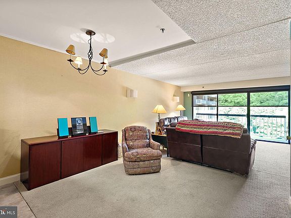 5th image of 1704 N Park Dr #A313