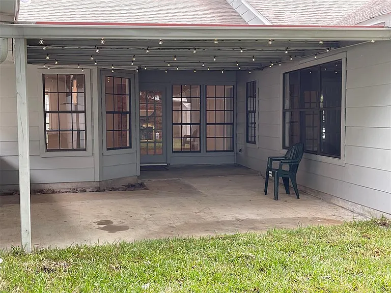 1015 Cascade Creek Dr — Photo 25