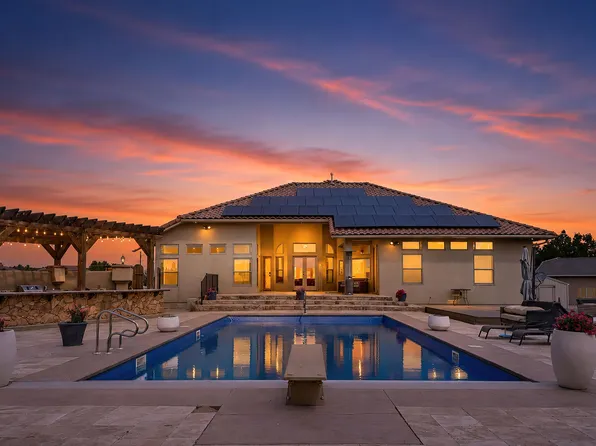 31 Tierra Casa Dr, Pueblo, CO 81005