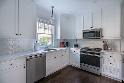 4th image of 12 Lorton Ave APT 1