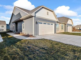 653 Lambert Ct #2, Slinger, WI 53086