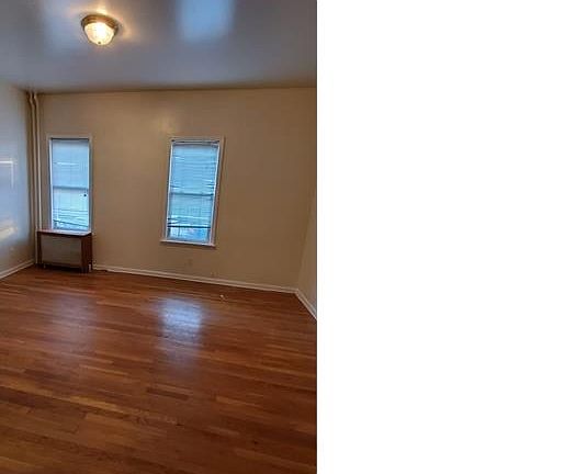 3rd image of 22 Poplar St