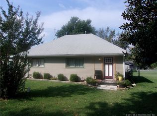 1201 W Cherokee St, Cleveland, OK 74020