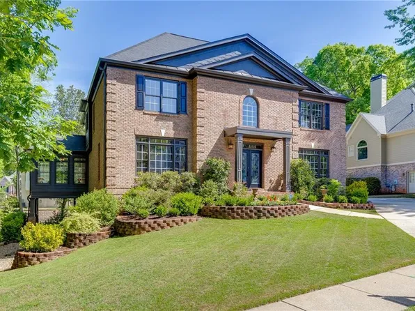 2758 Pathview Dr, Dacula, GA 30019