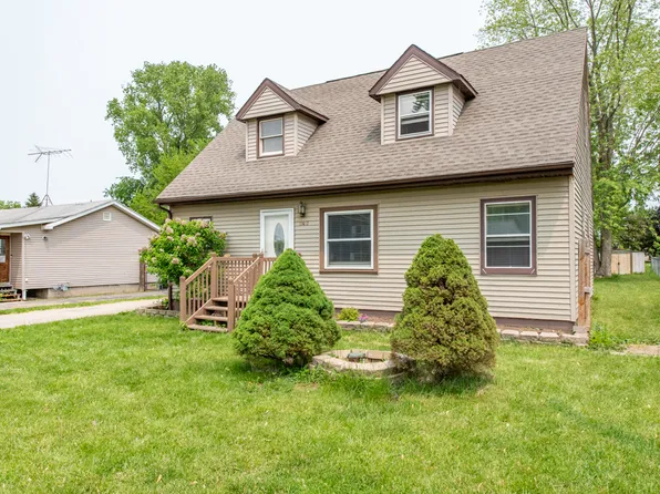 11417 271st Ave, Trevor, WI 53179