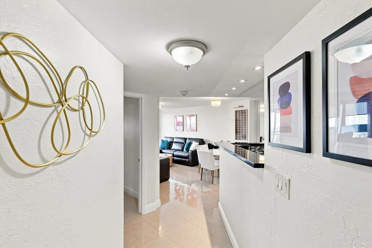 300 Three Islands Blvd — Photo 3