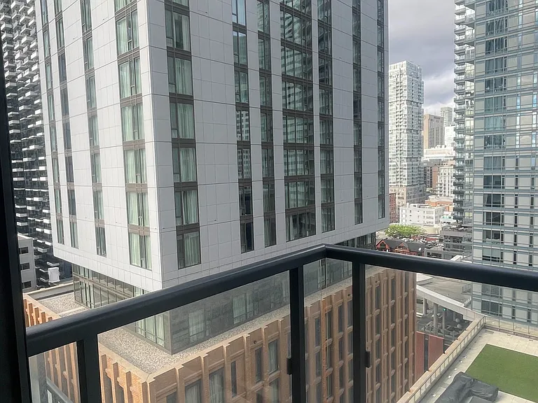 87 Peter St #1711 — Photo 13