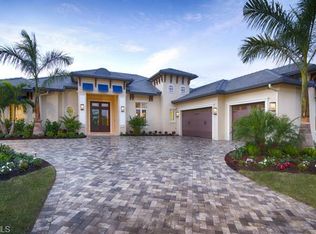 750 Brentwood Pt, Naples, FL 34110