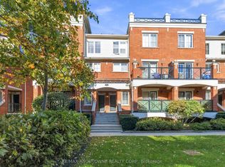 43 Hays Blvd #14, Oakville, ON L6H0J1