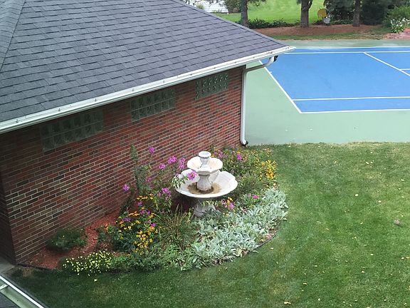 4th image of 2730 Katy Cir