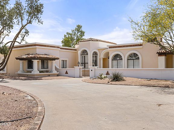 3rd image of 10141 E CHOLLA Street