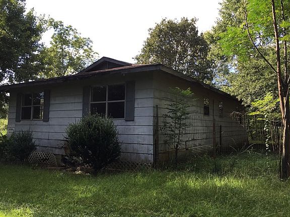 5th image of 1625 County Road 40 W