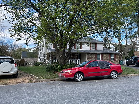 3rd image of 4816 Mill Park Ct