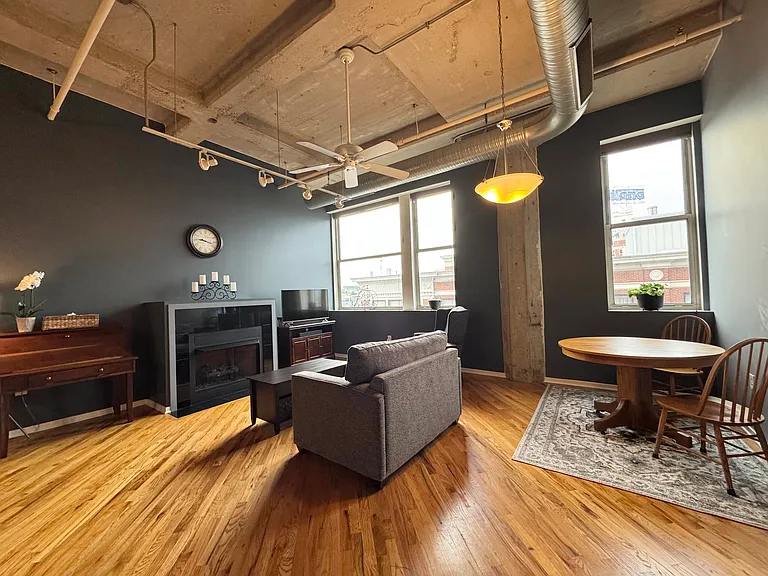 2107F Grand Ave #603F — Photo 4