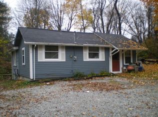140 Claridon Rd, Chardon, OH 44024