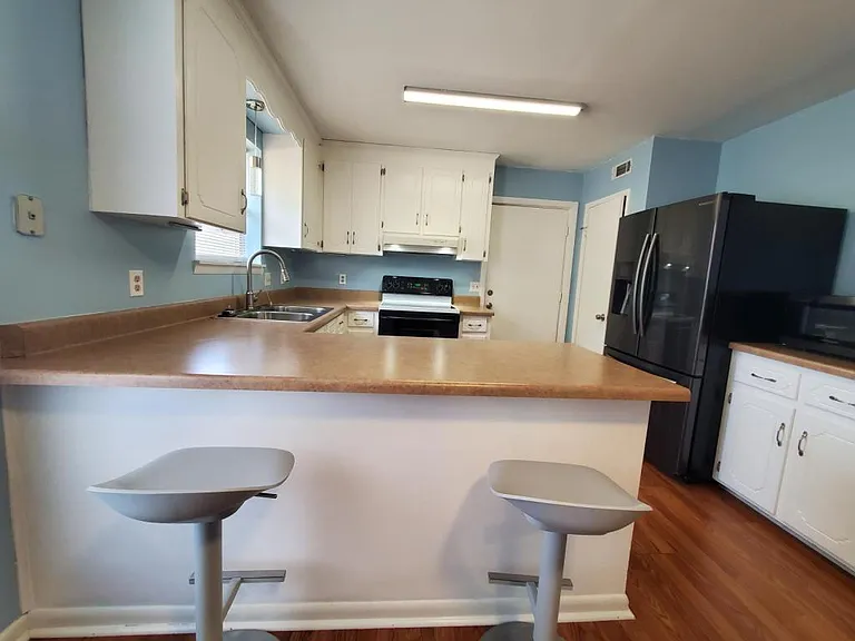 314 E Emerald Dr — Photo 7