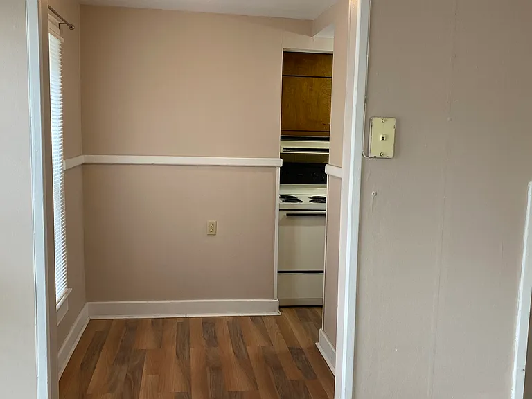 24 N Greenbush St #2A — Photo 1