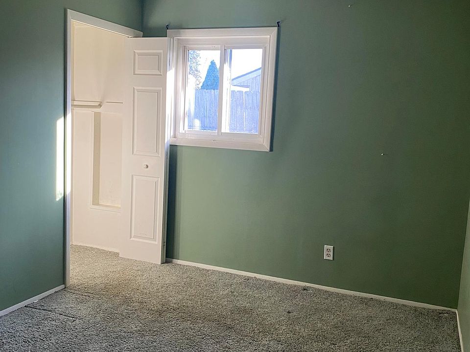 1st image of 3273 Pirrin Dr