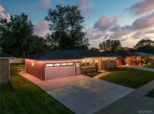 83 Angelacrest Ln, Buffalo, NY 14224