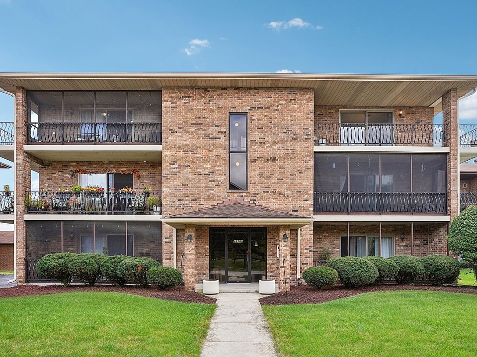 1st image of 16749 Paxton Ave APT 3S