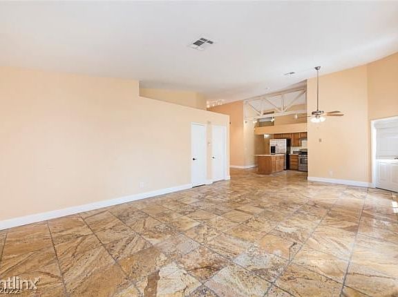 4th image of 7217R Richmond Heights Dr