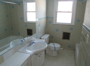 1110 S Main St, Fort Atkinson, WI 53538