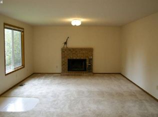 6774 SW Becket Ct, Aloha, OR 97007