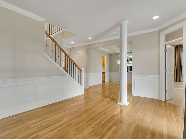 15538 NE 106th Way, Redmond, WA 98052