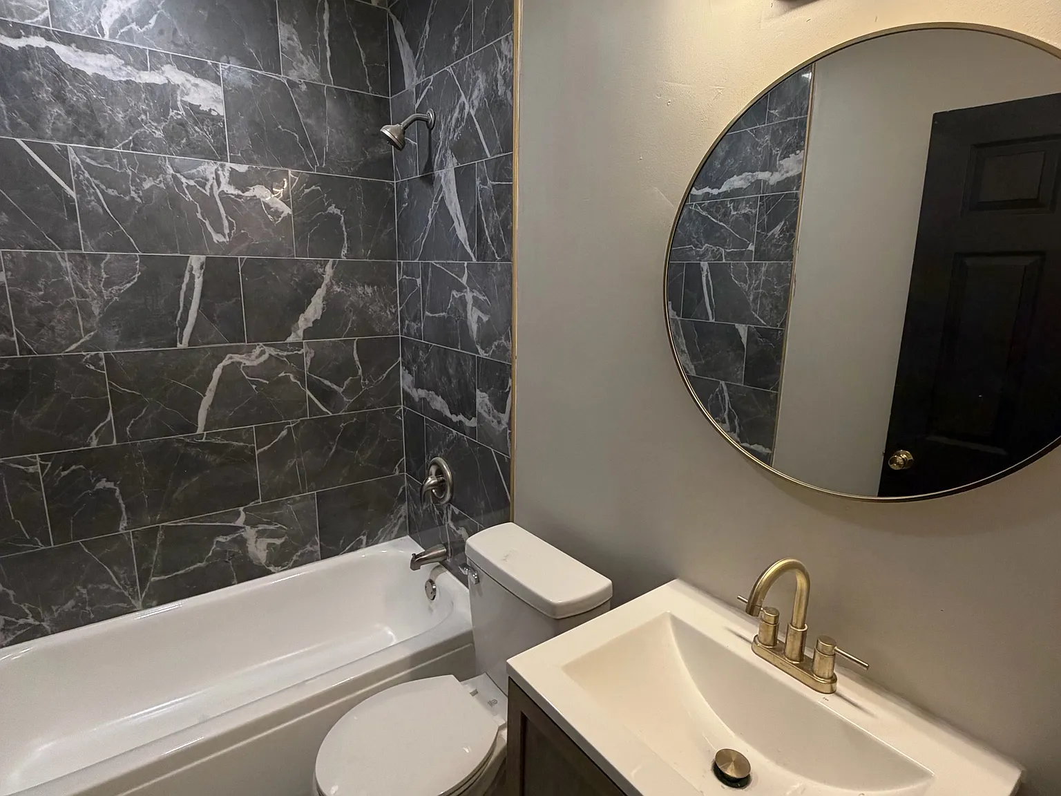 4 bed, $1,375 — Photo 3